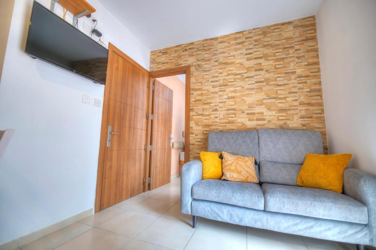 2Bedroom With Large Terrace In Paceville Jpor1-1 San Giuliano Esterno foto