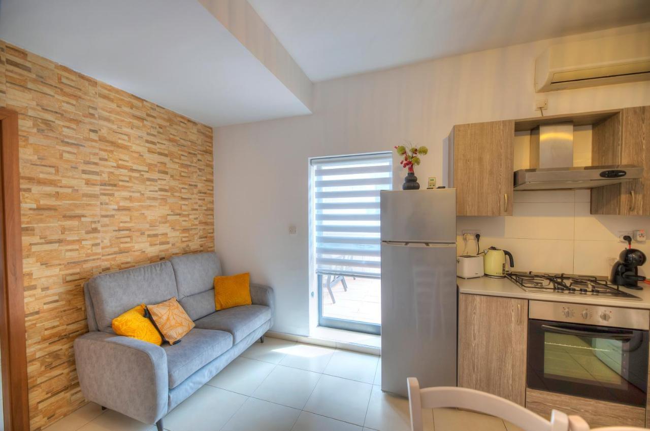 2Bedroom With Large Terrace In Paceville Jpor1-1 San Giuliano Esterno foto